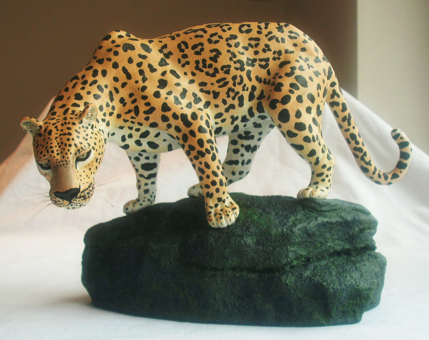 Leapoard Sculpture